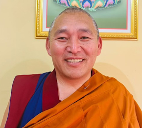 Geshe_donation